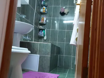 Baie utilata apartament vanzare cumparare Sector 5 Bucuresti